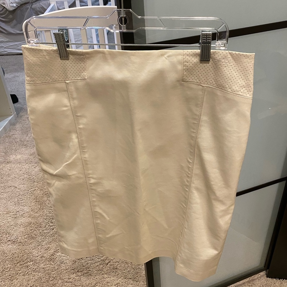 White Club Monaco Pencil Skirt